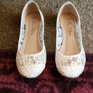 White Lace Flats